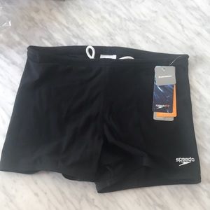 NEW SPEEDO swimming size 32 black